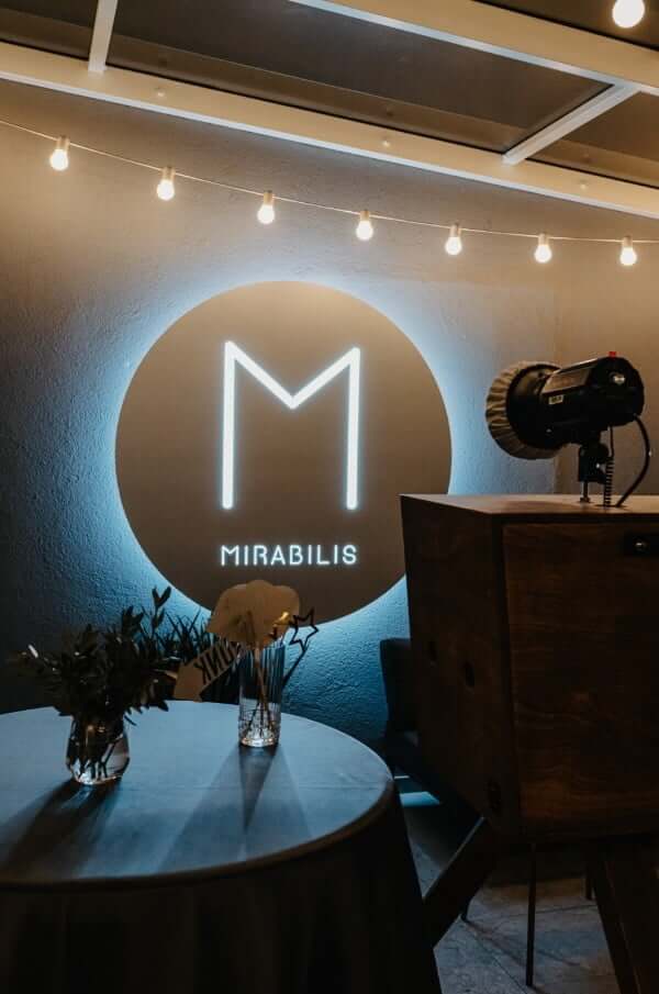 Mirabilis Photo Booth